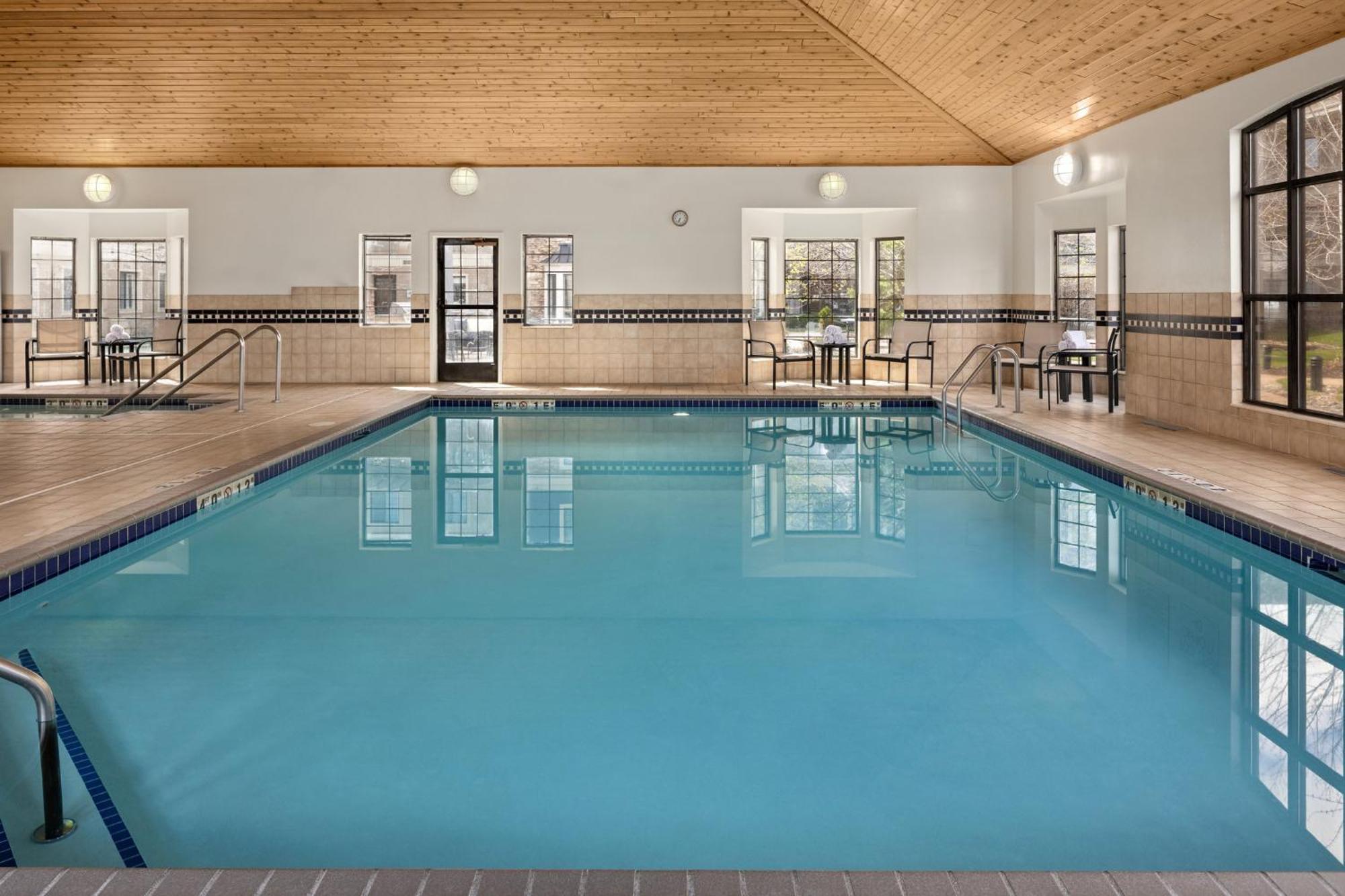 Staybridge Suites Minneapolis-Maple Grove By Ihg Eksteriør bilde